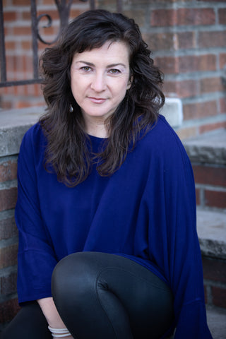 Image of Elana Bell